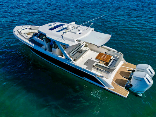 2024 TIARA 43 LS 8 HR CHARTER